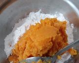 Foto langkah ke 2 dari resep Klepon ketan ubi kuning.