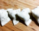 A picture of step 8 of Punjabi Samosa.