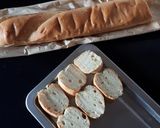 Foto langkah ke 1 dari resep Garlic Bread.