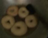Foto langkah ke 3 dari resep Donat Jess.