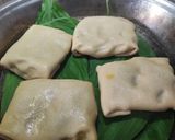 हळदीच्या पानातील पुरणाची खुसखुशीत दिंड(Purnache Dind Recipe In Marathi) रेसिपी स्टेप 5 फोटो 