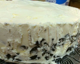 Foto del paso 4 de la receta: Pastel helado de galletas oreo