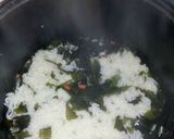 Foto langkah ke 5 dari resep Nasi Rumput Laut dan Cheesy Omelette.