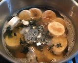 Foto langkah ke 1 dari resep Miso Shiru.