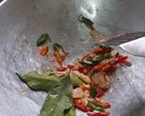 Foto langkah ke 1 dari resep 37. Garang Asem Ayam.