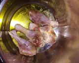 Foto del paso 2 de la receta: Pollo a la sopa de cebolla