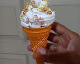 A picture of step 5 of Cake in ice-cream cone.