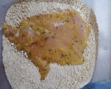 Foto del paso 3 de la receta: Milanesas con mostaza y hierbas