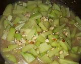 Foto langkah ke 3 dari resep Tumis Labu Siam Tempe.