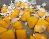 Foto langkah ke 3 dari resep Bening Labu dan Oyong.