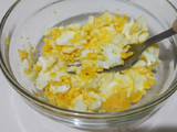 Simple egg salad sandwich