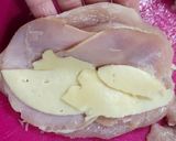 Foto del paso 3 de la receta: 🍗🧀🥓Milanesas de pollo rellenas, horneadas y con un toque diferente 🥓🧀🍗