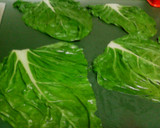 Foto del paso 1 de la receta: Hojas de acelga rellenas, napadas con bechamel de gorgonzola