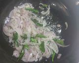 A picture of step 1 of Lauki coconut masala.