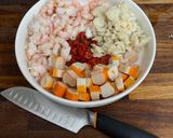 Foto del paso 3 de la receta: Ensaladilla de Marisco y aguacate