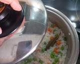 Foto del paso 4 de la receta: Arroz tres delicias.
