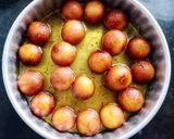 A picture of step 5 of Gulab jamun.
