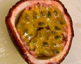 Foto del paso 1 de la receta: Margarita granizado con fruta de la pasión y jengibre