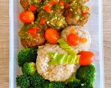A picture of step 4 of Clean Eating Meal Prep: Meatballs with Clean Basil Sauce, Christmas Theme.