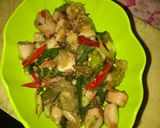 Foto langkah ke 5 dari resep Tumis cumi asin simple.