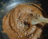 A picture of step 6 of Anjeer gud ki puran poli.