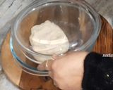 A picture of step 2 of Pizza Paratha (without onion & garlic).