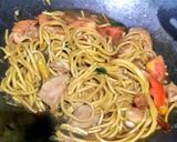 Foto langkah ke 4 dari resep Mie Nyemek Simpel Favorit Keluarga.