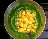 A picture of step 8 of Aloo Palak.
