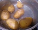 A picture of step 2 of Crispy potatoes.
