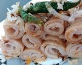A picture of step 15 of Fariyali Khandvi.