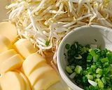 รูปขั้นตอนการทำที่ 1 ของ "ผัดหนวดมังกรเต้าหู้ไข่" 😋