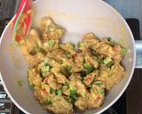 Foto langkah ke 11 dari resep Ayam Goreng Telur Asin.