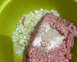 Foto langkah ke 1 dari resep Homemade Beef Patty Burger.