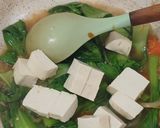 Foto langkah ke 4 dari resep Cah Enoki Pakcoy Tahu.
