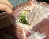 Foto del paso 1 de la receta: Bondiola al horno con verduras🫑🧅🧄