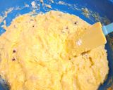 Foto langkah ke 3 dari resep Muffin Vanilla.