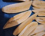 Foto langkah ke 1 dari resep Kluay Tod (Pisang Goreng Wijen Thailand).