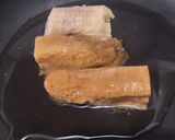 Foto del paso 1 de la receta: Boronia🍆a mi manera🧀🍅🧅