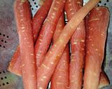 A picture of step 1 of Gajar ka halwa.