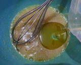 Foto langkah ke 2 dari resep Bolu Pisang Keju Kukus.