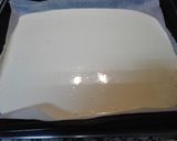 Foto del paso 2 de la receta Postre navideño. Tronco relleno de crema pastelera y cobertura de chocolate