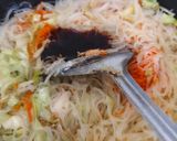 Foto langkah ke 4 dari resep Bihun goreng simple untuk isian gorengan.