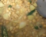 A picture of step 2 of Matar Kulcha.