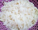 Foto langkah ke 1 dari resep Kwetiau Goreng Sederhana.