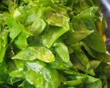 รูปขั้นตอนการทำที่ 2 ของ ผักหวานป่าผัดไข่