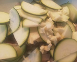 Foto del paso 2 de la receta: Tortilla de Calabacín a la albahaca