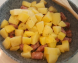 Foto del paso 4 de la receta: Ensalada de patata al pesto con salchichas
