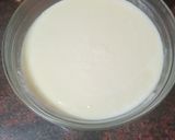Foto del paso 5 de la receta: Crema de puerros, apio y almendras con pan frito