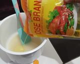 Foto langkah ke 1 dari resep Donat Jadul Empuk.