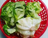 Hình bước làm 1 của món Xà lách trộn thịt bò